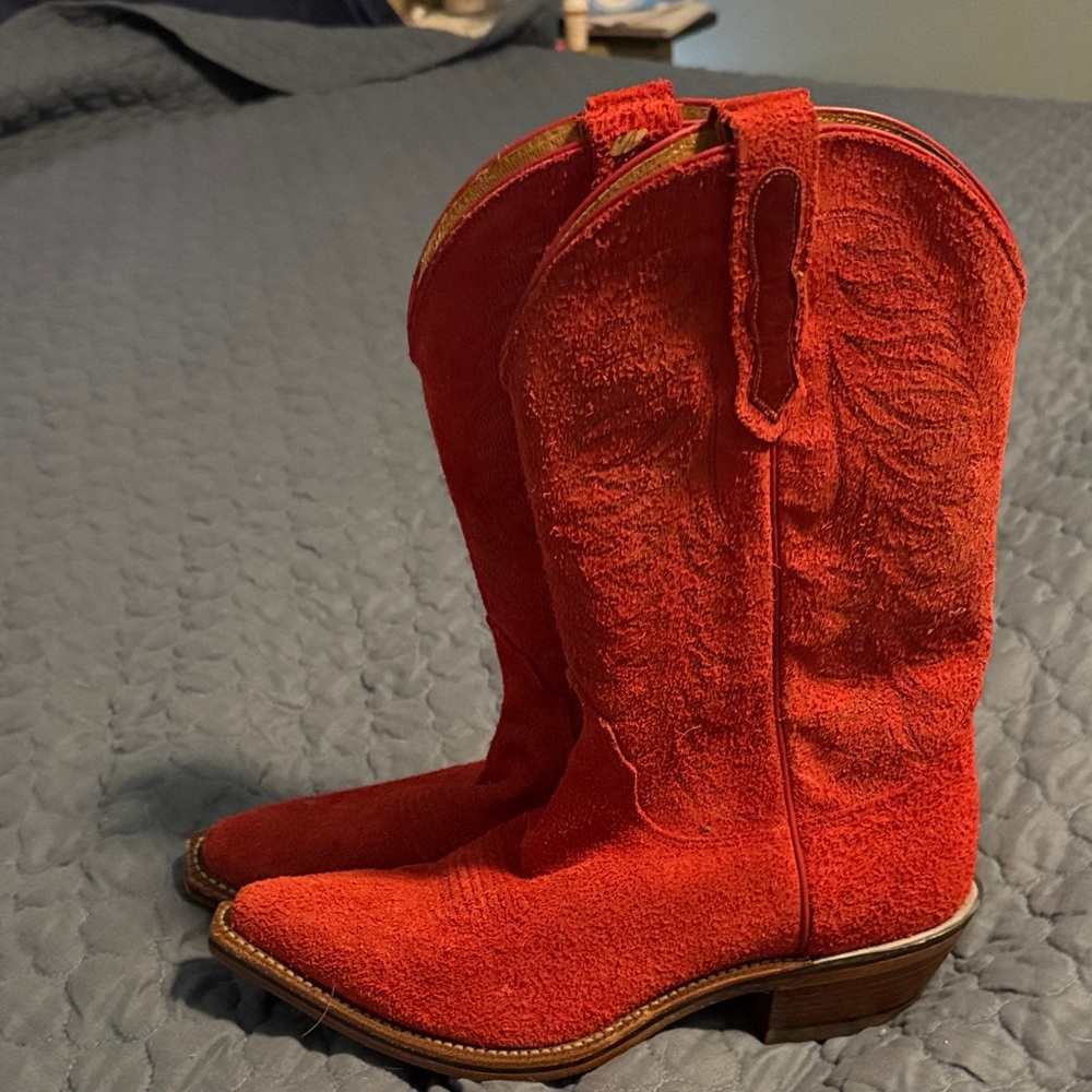 Red Suede Nocona Women's Cowboy Boots (RARE)